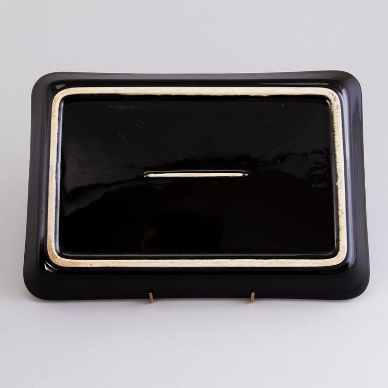 KAJ FRANCK, A 67-piece SET OF KILTA / TEEMA FAYENCE / PORCELAIN by Arabia.