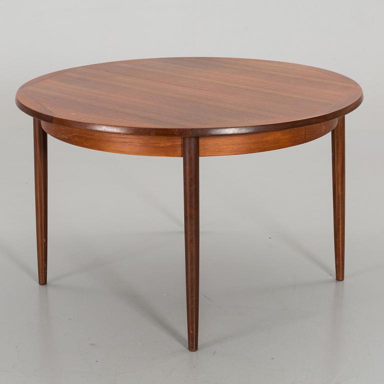 A NORWEGIAN DINNER TABLE, second half of 20th century.