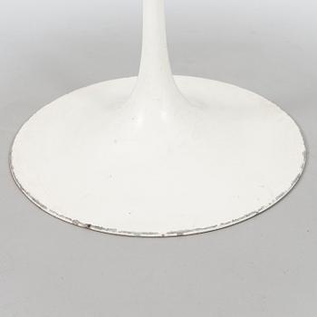 EERO SAARINEN, pöytä, "Tulip" Artek. Lisenssillä valmistettu Billnäsin tehtailla, Fiskars, 1960-luku.