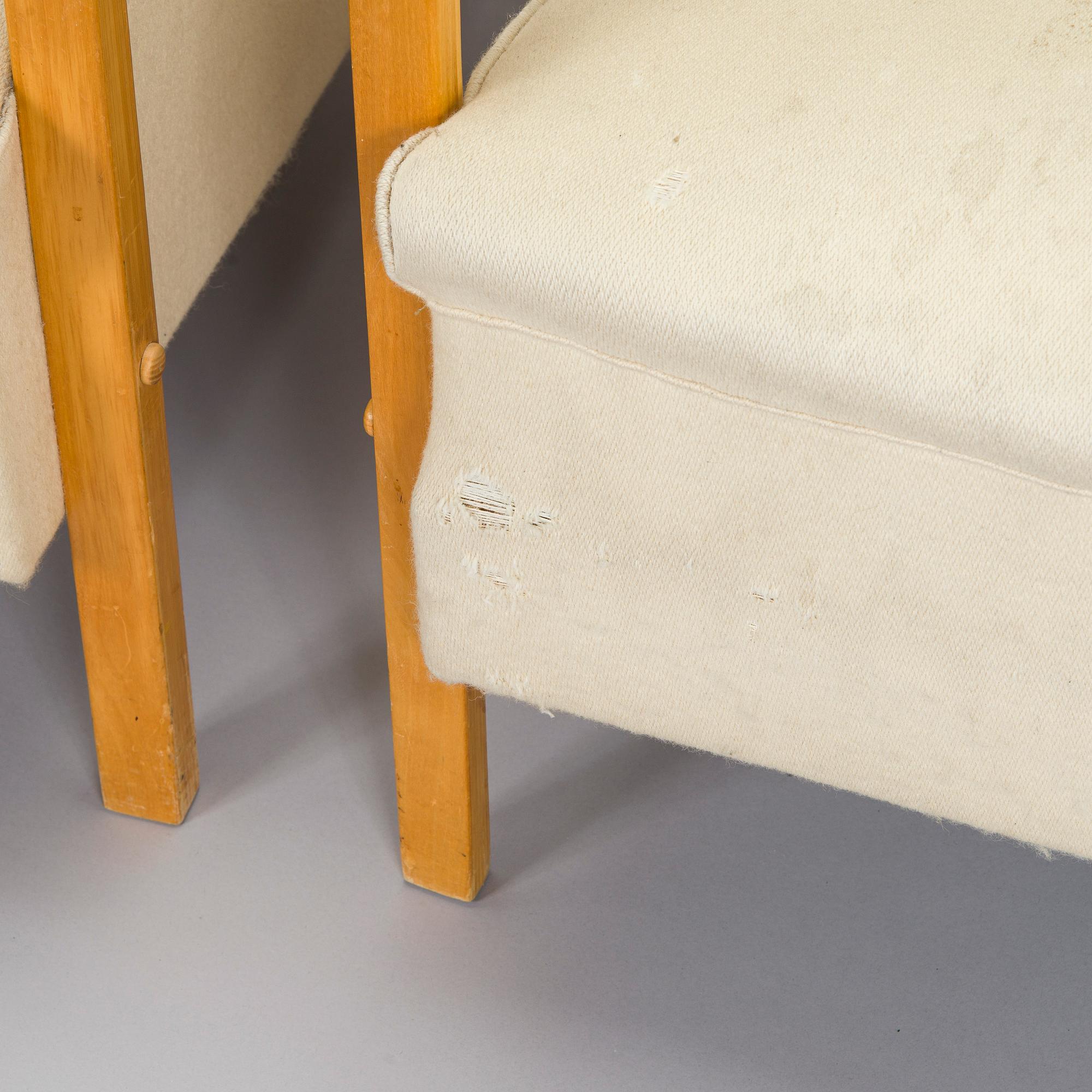 Alvar Aalto, fåtöljer, ett par, modell 48, O.Y. Huonekalu- ja Rakennustyötehdas A.B. 1950-tal.