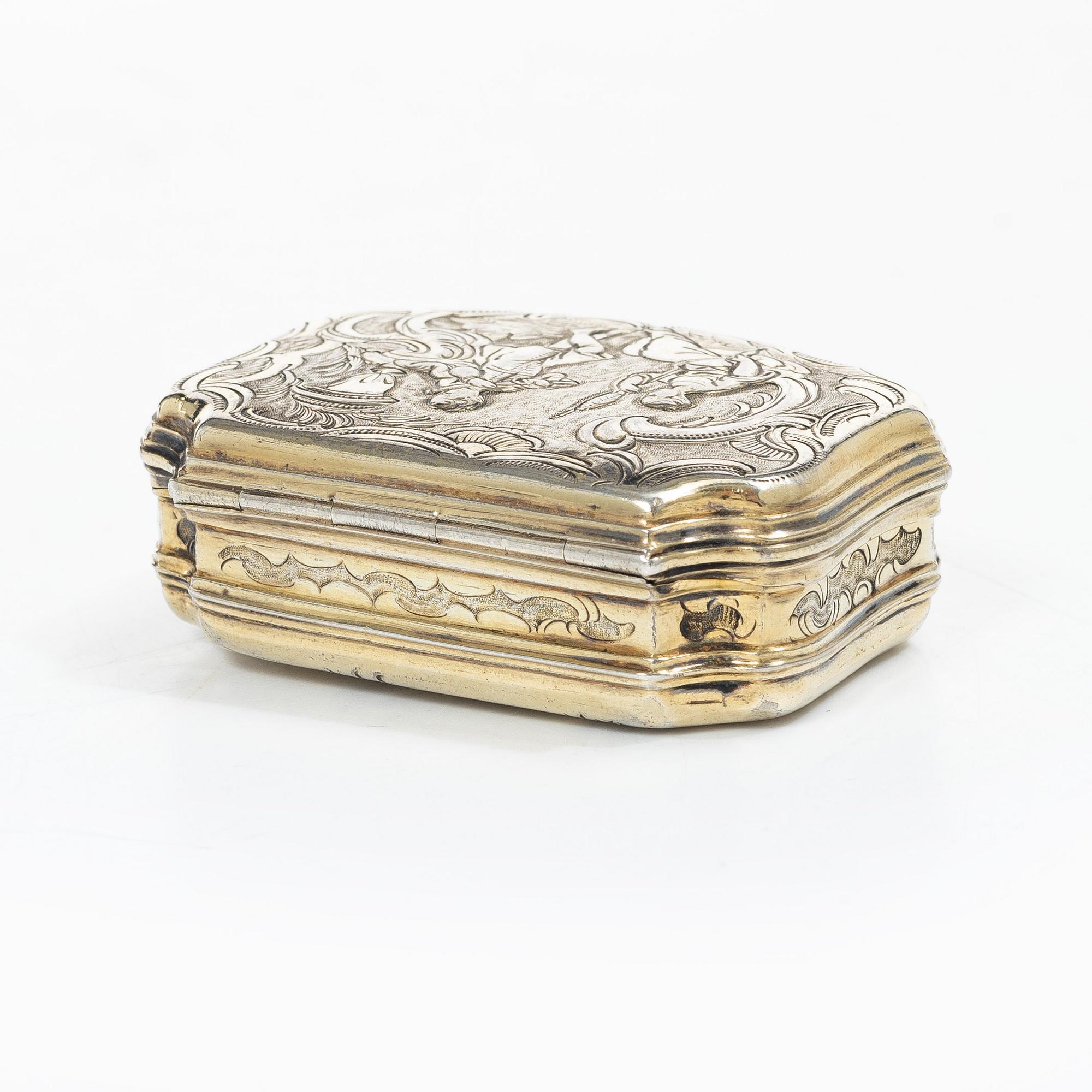 Snuffbox, silver, Louis XV, second half of the 18th century.
