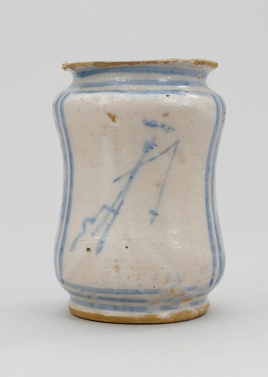 A blue and white European faience jar, 18th century.