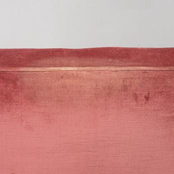 Björn Trägårdh, a pair of model 219 armchairs, Svenskt Tenn, 2017.