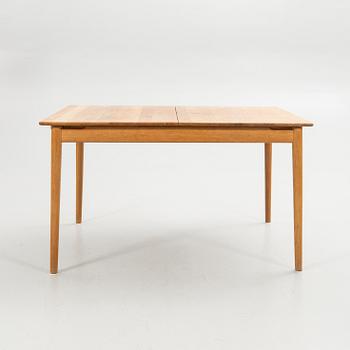 Nirvan Richter, dining table, Norrgavel.