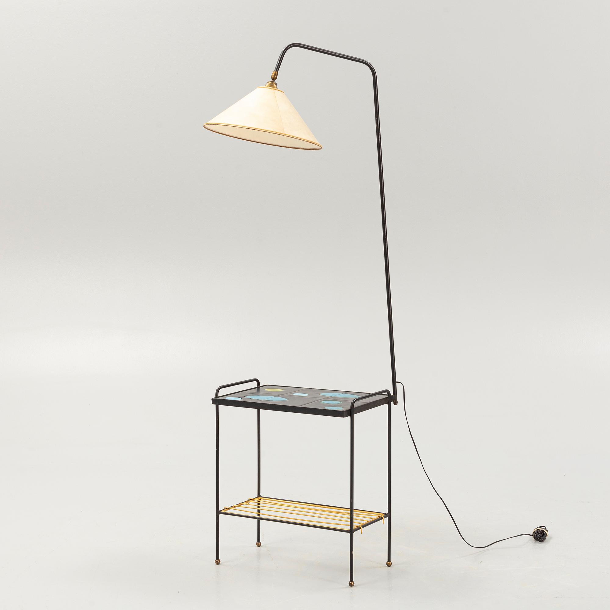 Golvlampa med bord, 1950-tal.