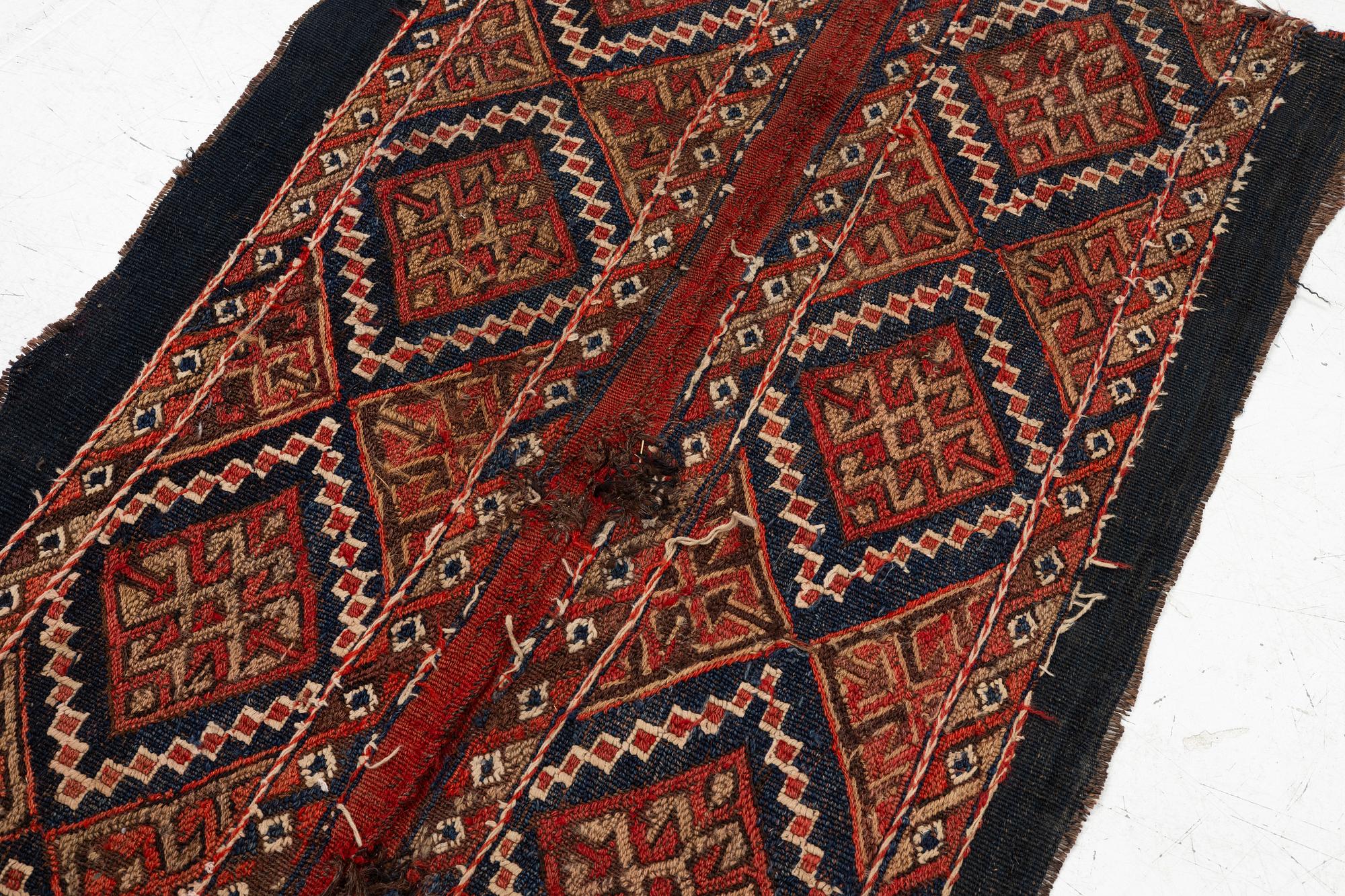 Chuval fragment, Tokat, norra Anatolien, ca 96 x 63 cm.