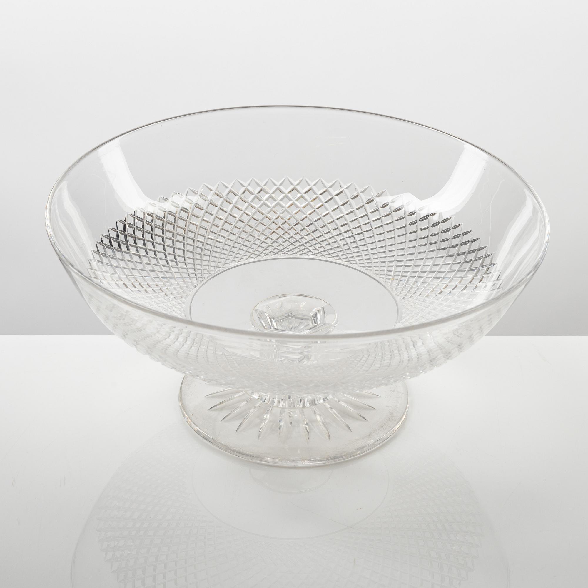 A glass service, Baccarat (50 pieces).