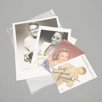 AUTOGRAFER SKÅDESPELARE OCH SÅNGARE, 7 st, bla Yves Montand, Barbara Hendricks.