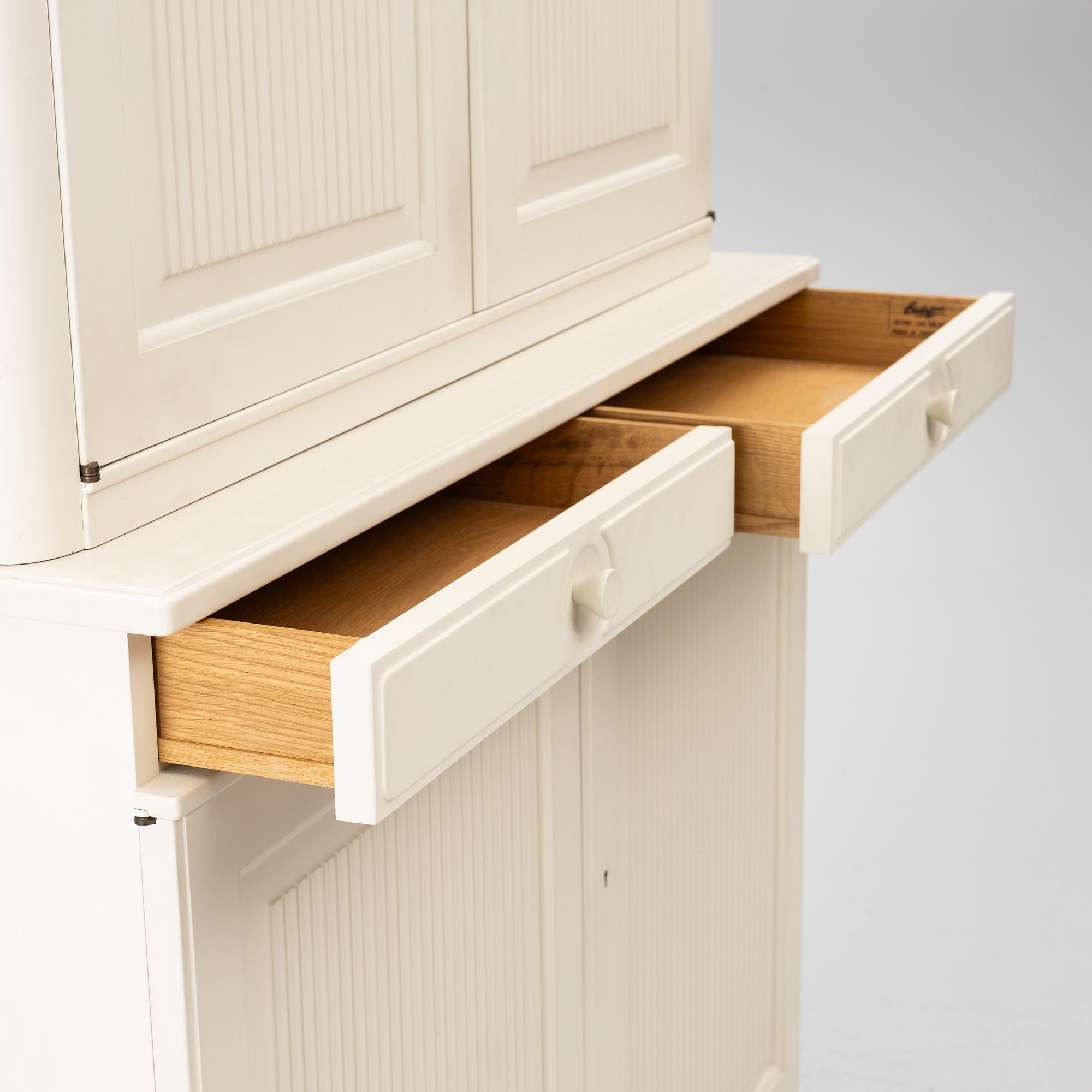 Carl Malmsten, cabinet, “Herrgården”, Svenska Möbelfabrikerna Bodafors, 1961.