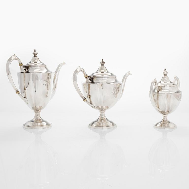 Kaffe- och teservis, 5 delar, silver, på försilvrad bricka, USA, sannolikt 1930-tal.