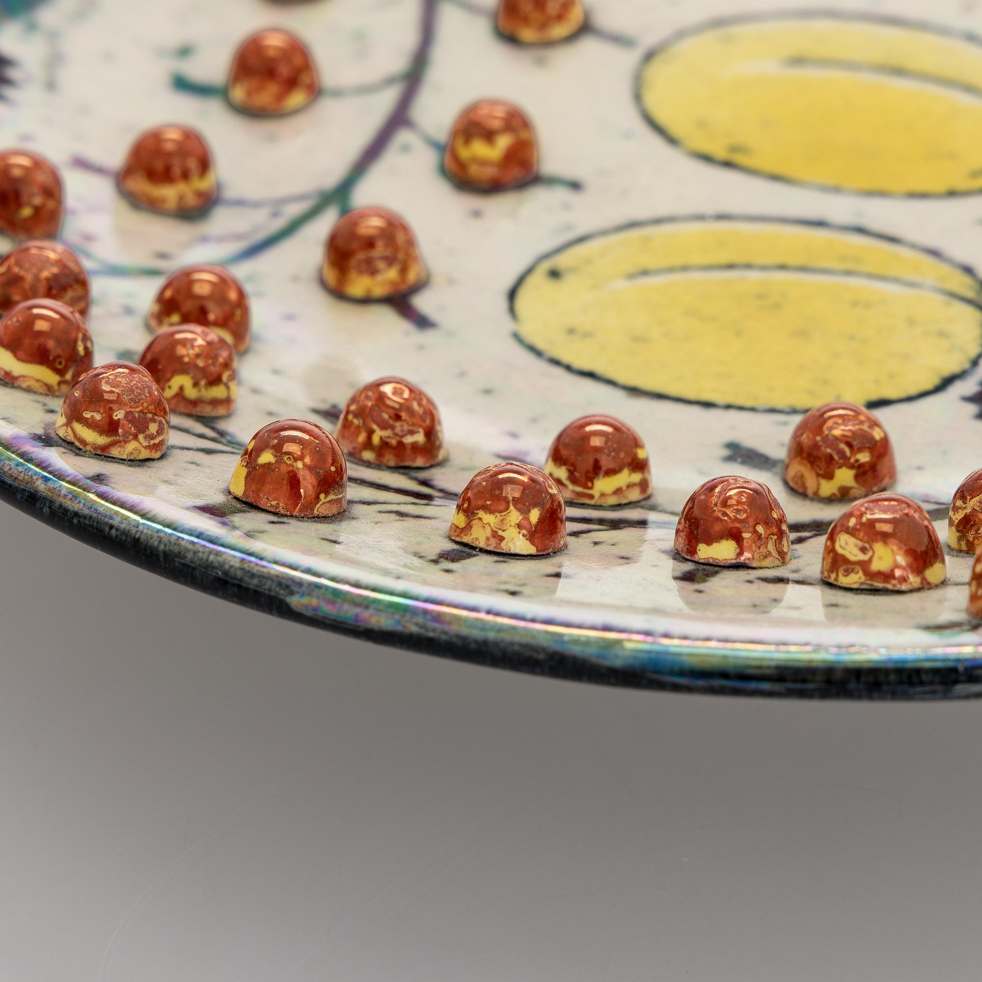 Birger Kaipiainen, Decorative dish, ceramic, signed Kaipiainen Arabia.