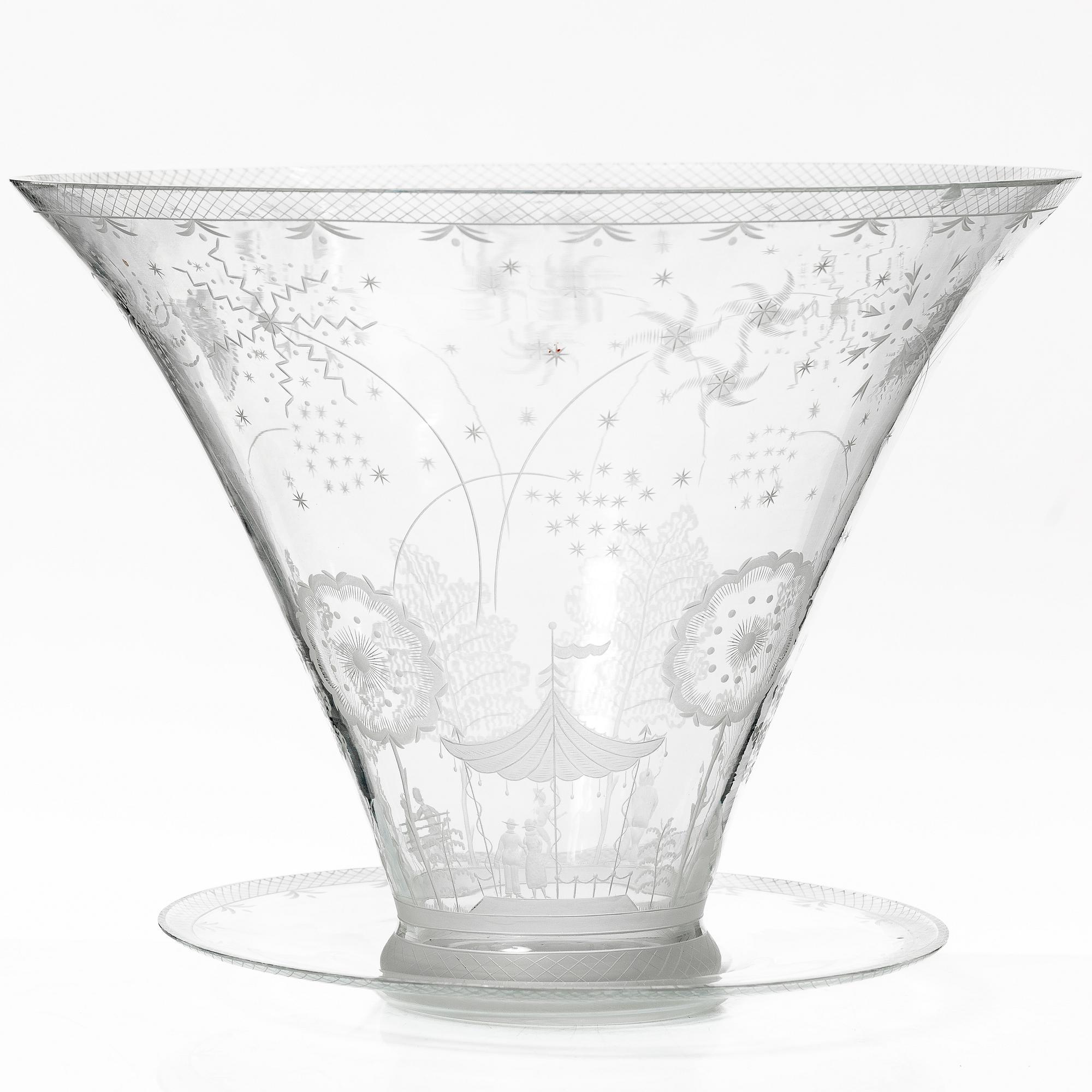 Edward Hald, skål med fat, "Fyrverkeriskålen", Orrefors, 1925.