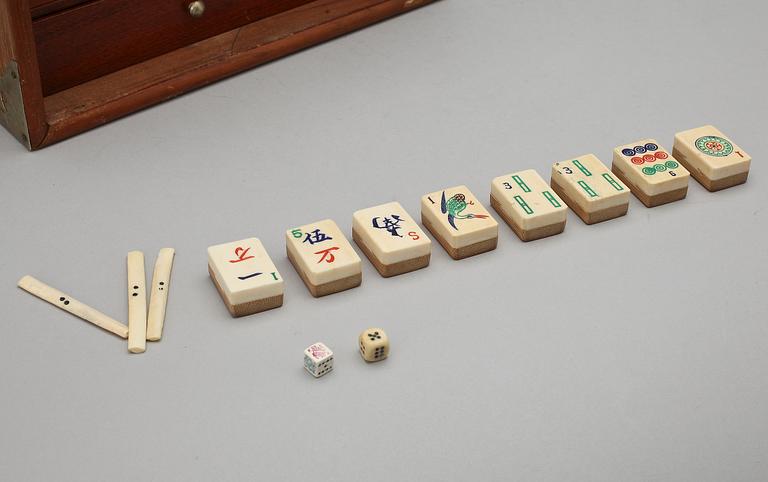 MAHJONGSPEL, 1900-talets första hälft.