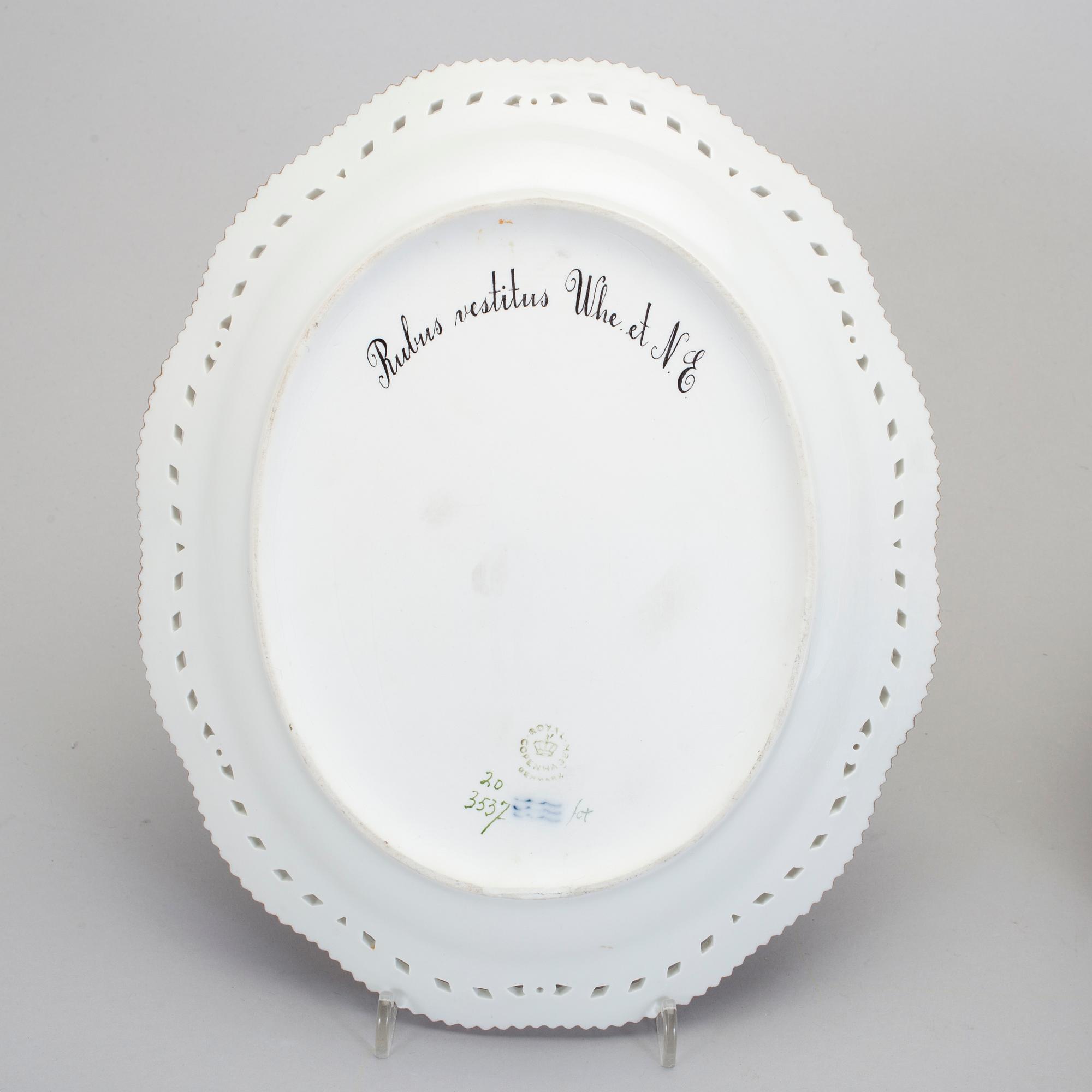 GALLERSKÅL med FAT. "Flora Danica", Kungl Dansk, 1900-tal.