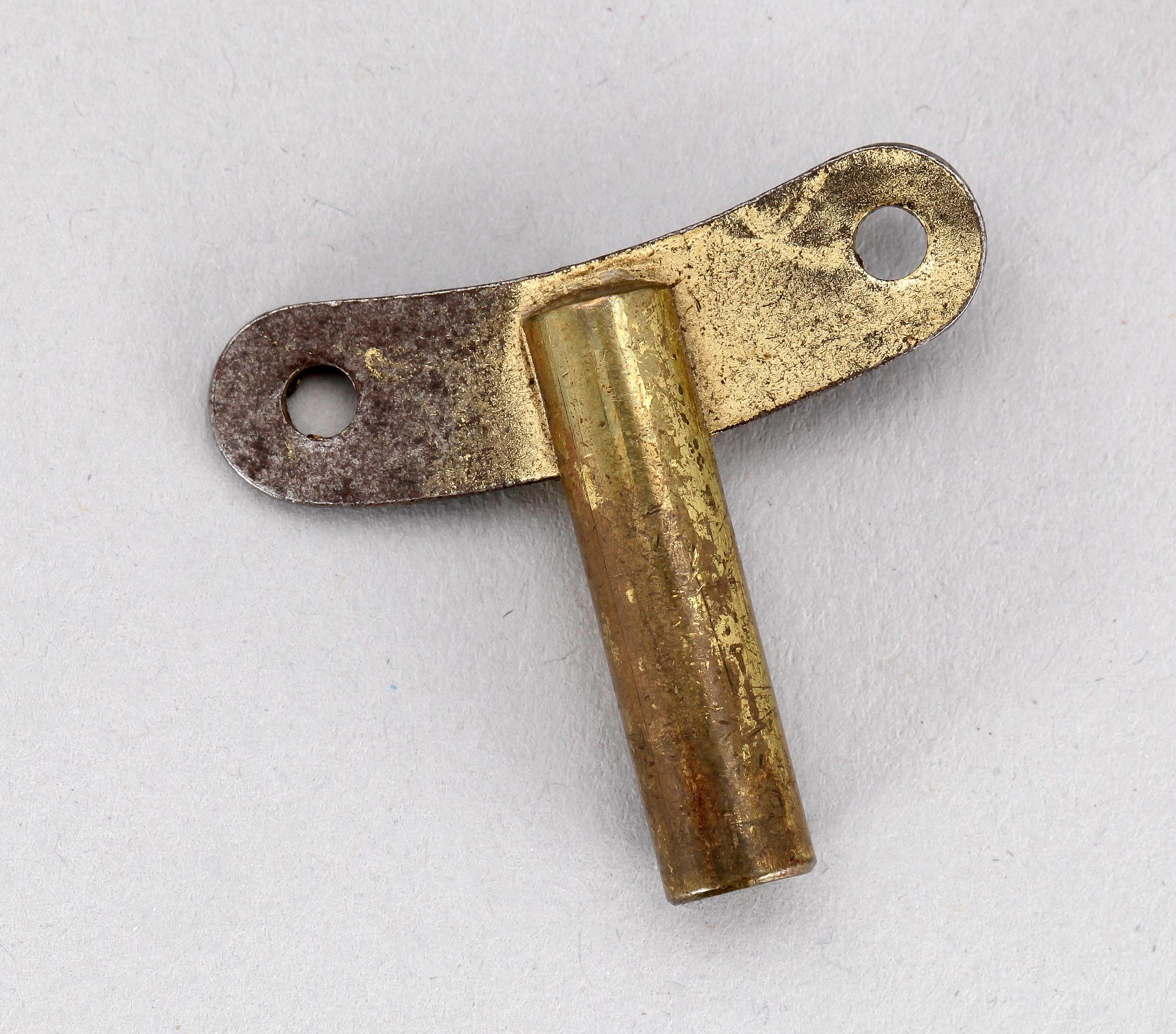 BORDSPENDYL, senempire, 1800-talets mitt.