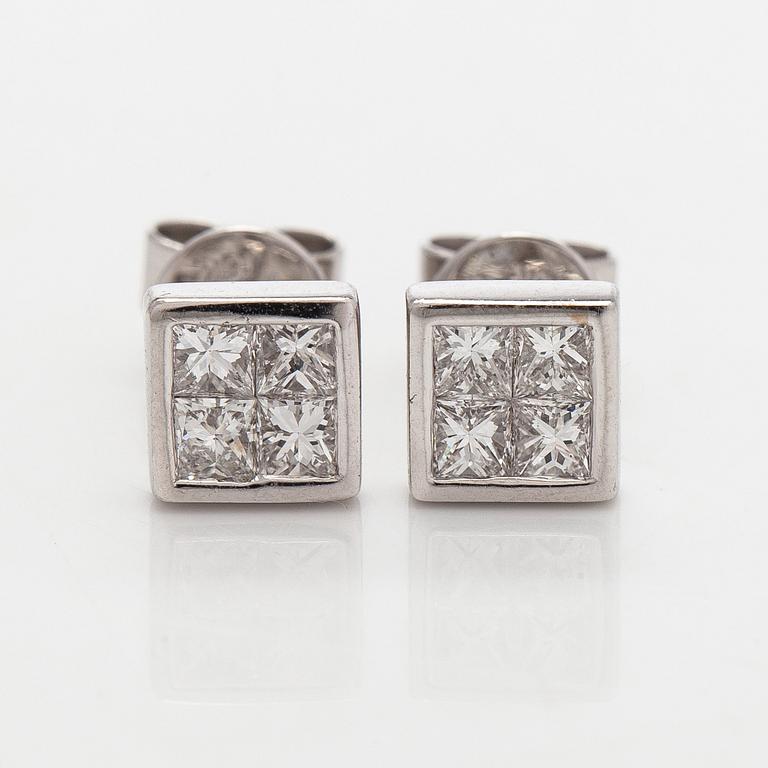 Earrings, princess cut diamonds, 18K white gold.