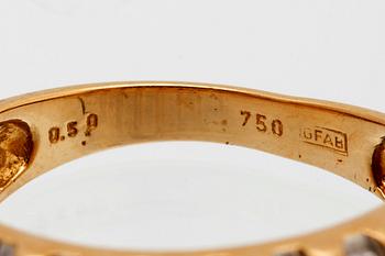 RING 18K guld med briljanter ca 0,40 ct totalt.