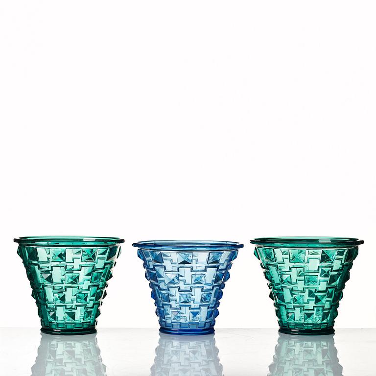 Simon Gate, a set of three pressed glass vases, Orrefors 1930.