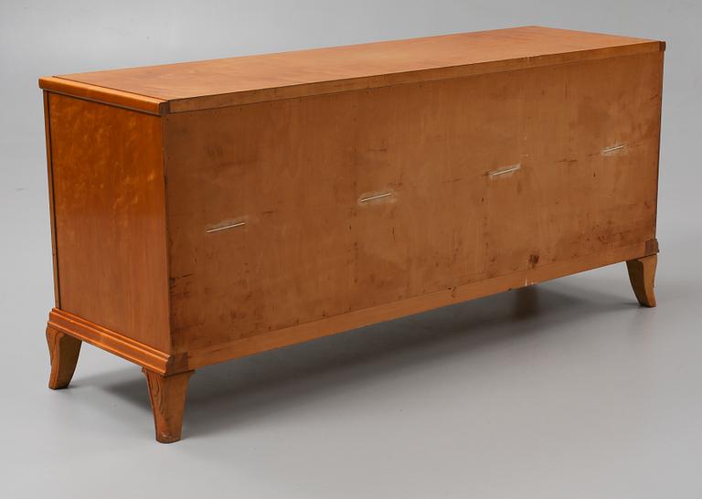 SIDEBOARD, 1900-talets andra kvartal.