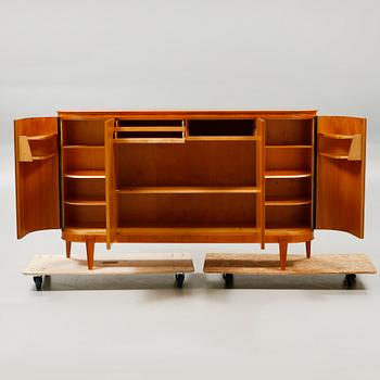 SIDEBOARD, 1940-tal.