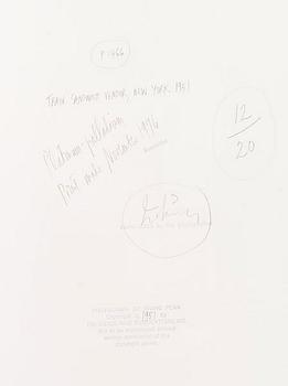 Irving Penn, "Train Sandwich Vendor, New York", 1951.