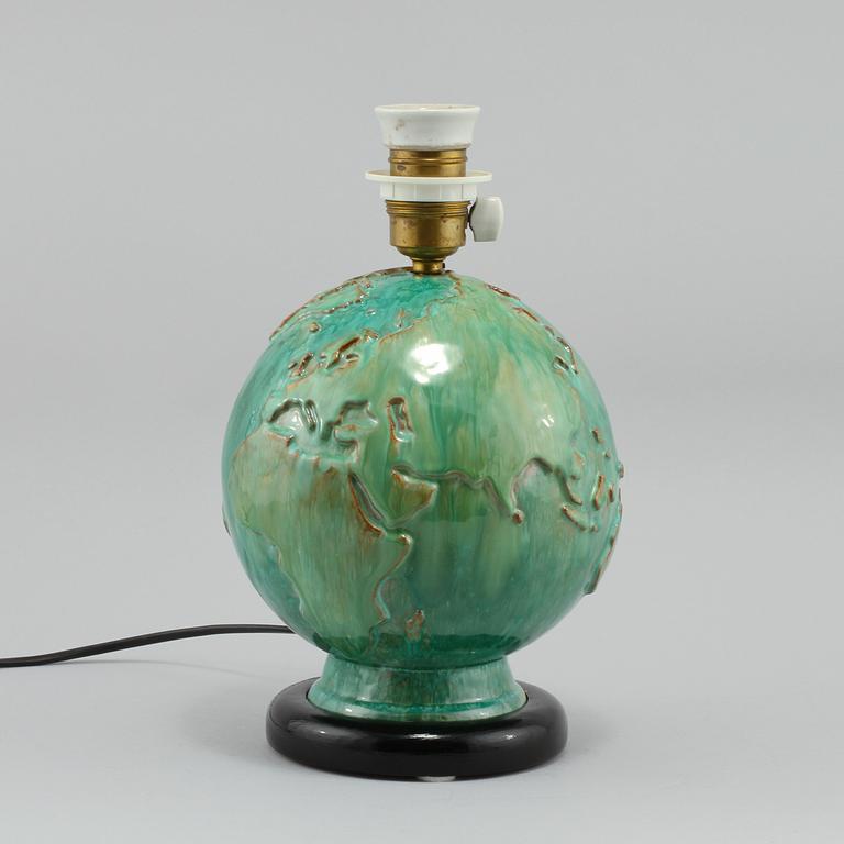 BORDSLAMPA, 1900-talets första hälft.