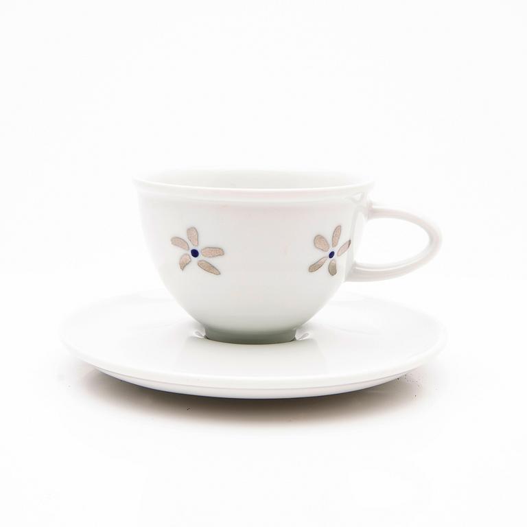 Jonas Bohlin, service pieces, 61 pcs, porcelain, "Qvint", Rörstrand.