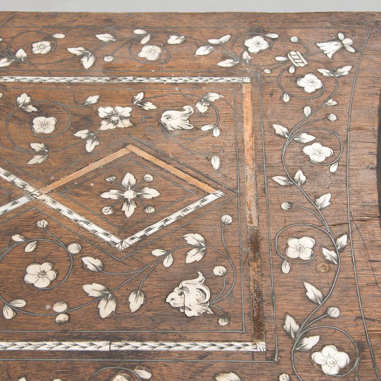 LIPASTO, rokoko, Italia, 1700-luvun jälkipuoli.