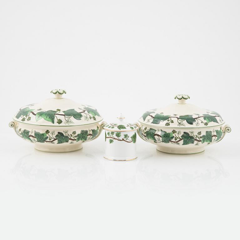 Mat- och kaffeservis, ca 77 delar, flintgods, "Napoleon Ivy", Wedgwood.