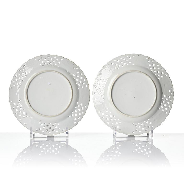 A set of 11 blue and white dessert plates, Qing dynasty, Qianlong (1736-95).
