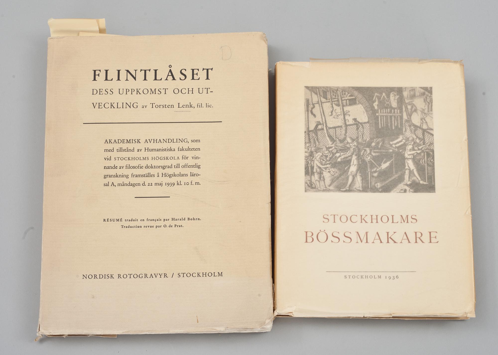 PARTI VAPENBÖCKER, 2 st, bl a "Flintlåset och dess uppkomst och utveckling" av Torsten Lenk, Stockholm, 1939.
