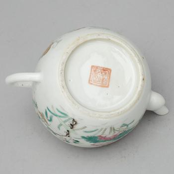 SERVISDELAR, 12 delar, porslin, Qingdynastin, 1800-tal.