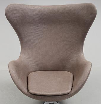 FÅTÖLJ, "Ägget", Arne Jacobsen för Fritz Hansen, 2013/2014.