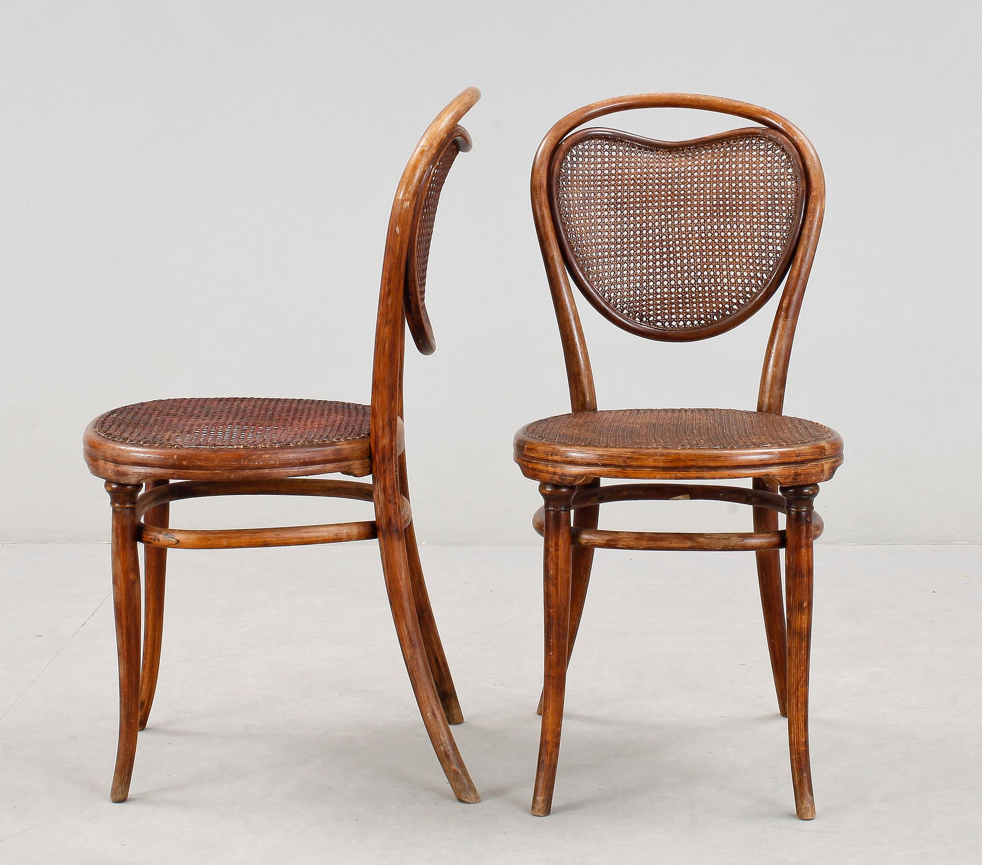 STOLAR, ett par, Thonet, tidigt 1900-tal.