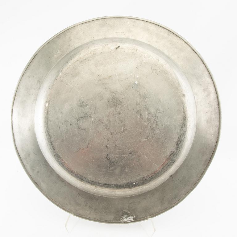 Fat London 19th century or earlier pewter.