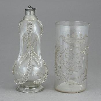 VAS OCH KLUCKAFLASKA, glas, 17/1800-tal.