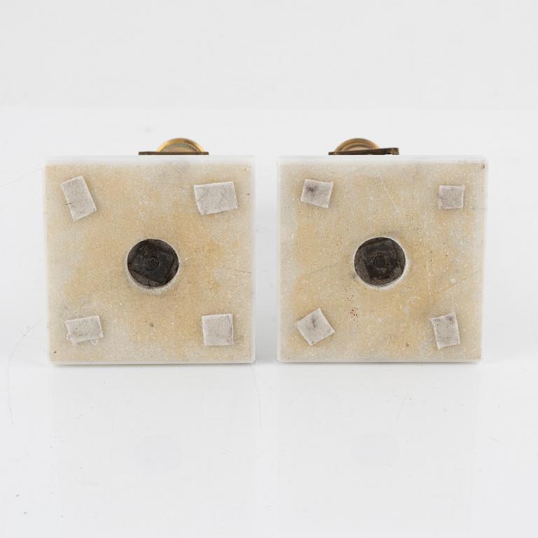 Ljusstakar, ett par, gustaviansk stil, omkring 1900.