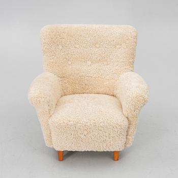 Armchair, first half of the 20th century.
