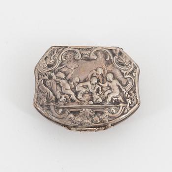 An 18th century silver rococo snuff box, unidentified makers mark. Possibly Denmark.