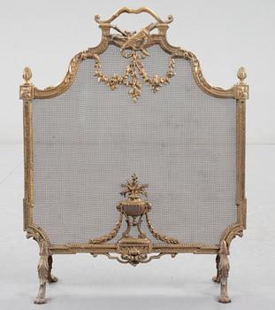 GNISTSKYDD, mässing, Louis XVI-stil, 1900-talets början.