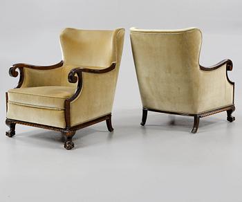 FÅTÖLJER, ett par, Chippendalestil, 1900-talets första hälft.