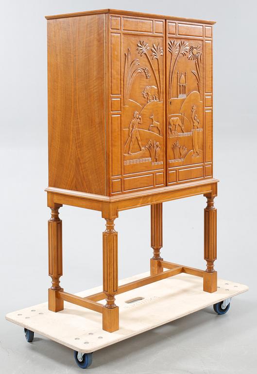 A cabinet by Eugen Höglund for Bild-verket in Vetlanda, around the mid 20th century.