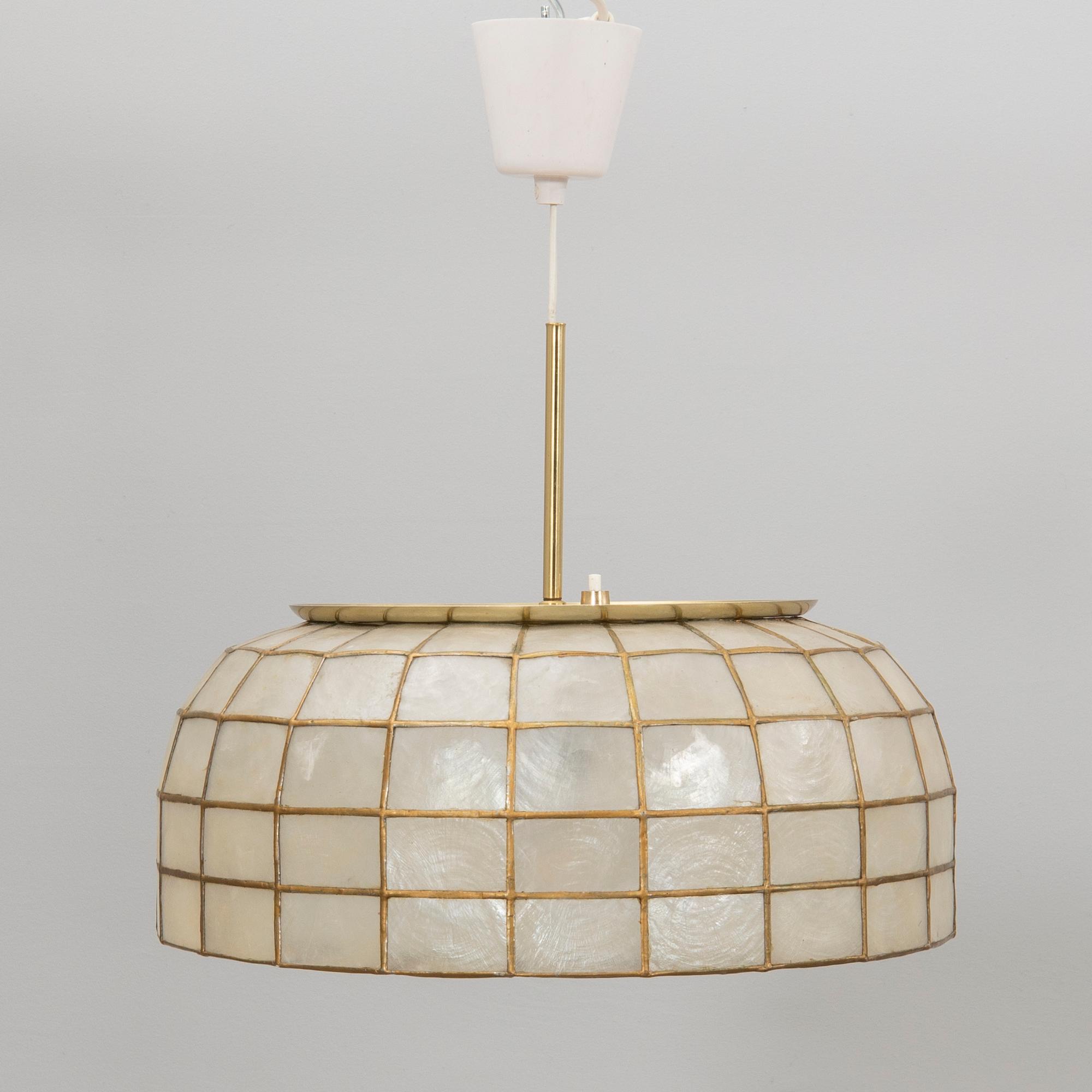 Anders Pehrson, "Knubbling Special", taklampa, producerad i en begränsad upplaga om ca 10 exemplar, ateljé Lyktan, 1970-tal.