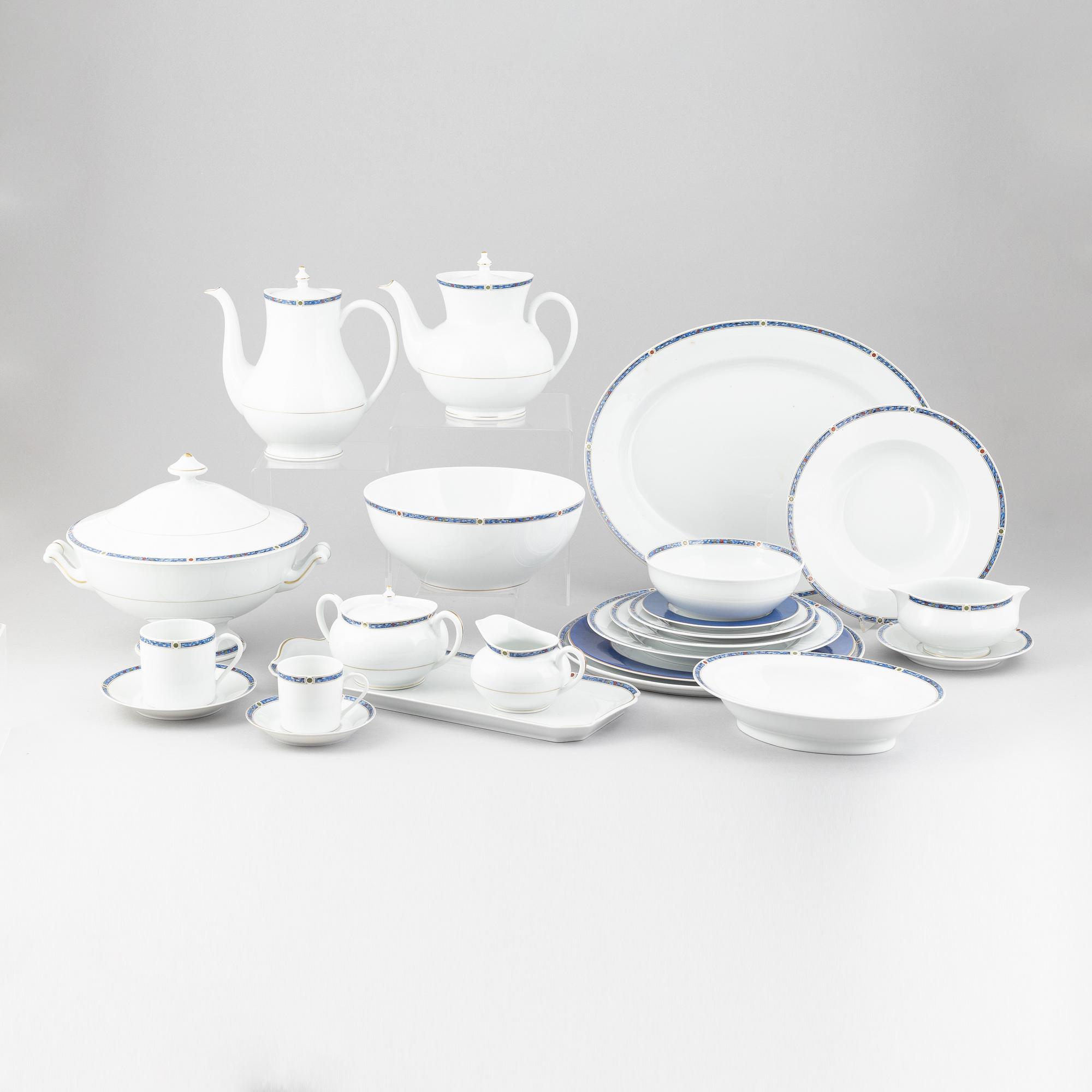 A 78 piece porcelin 'Châtelaine Bleu' dinner service, and 24 piece 'Lazuli, 'Haviland, Limoges, France.