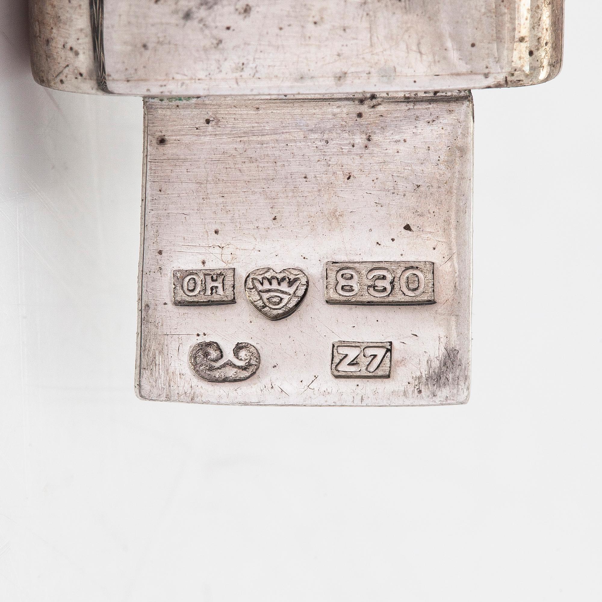 Saara Hopea, a silver necklace. Ossian Hopea, Porvoo, Finland 1977.