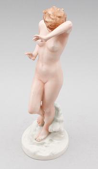 FIGUR, porslin, Royal Dux, 1900-talets första hälft.