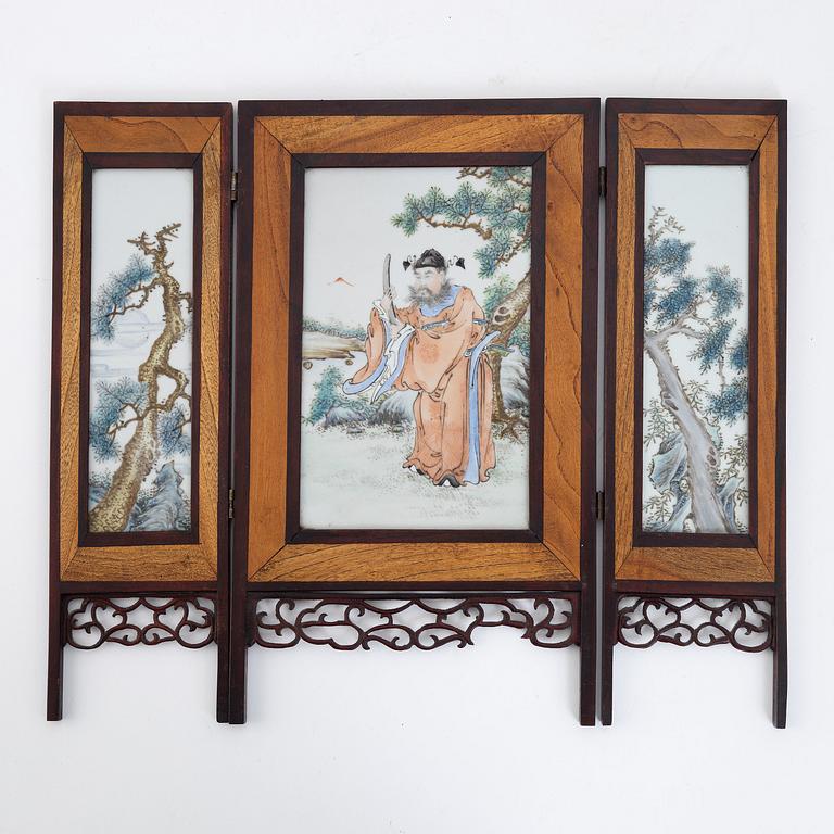 A Chinese triptych porcelain plaque painting, presumably first half of the 20th Century.