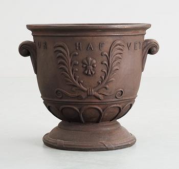 Ivar Johnsson, An Ivar Johnsson cast iron jardinière by Näfveqvarns Bruk.