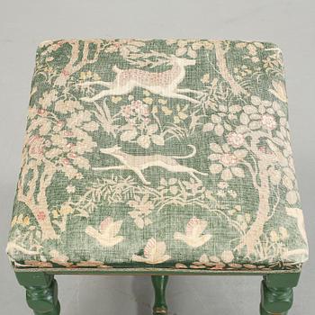 TABURETT, delvis barock, 1700-tal.