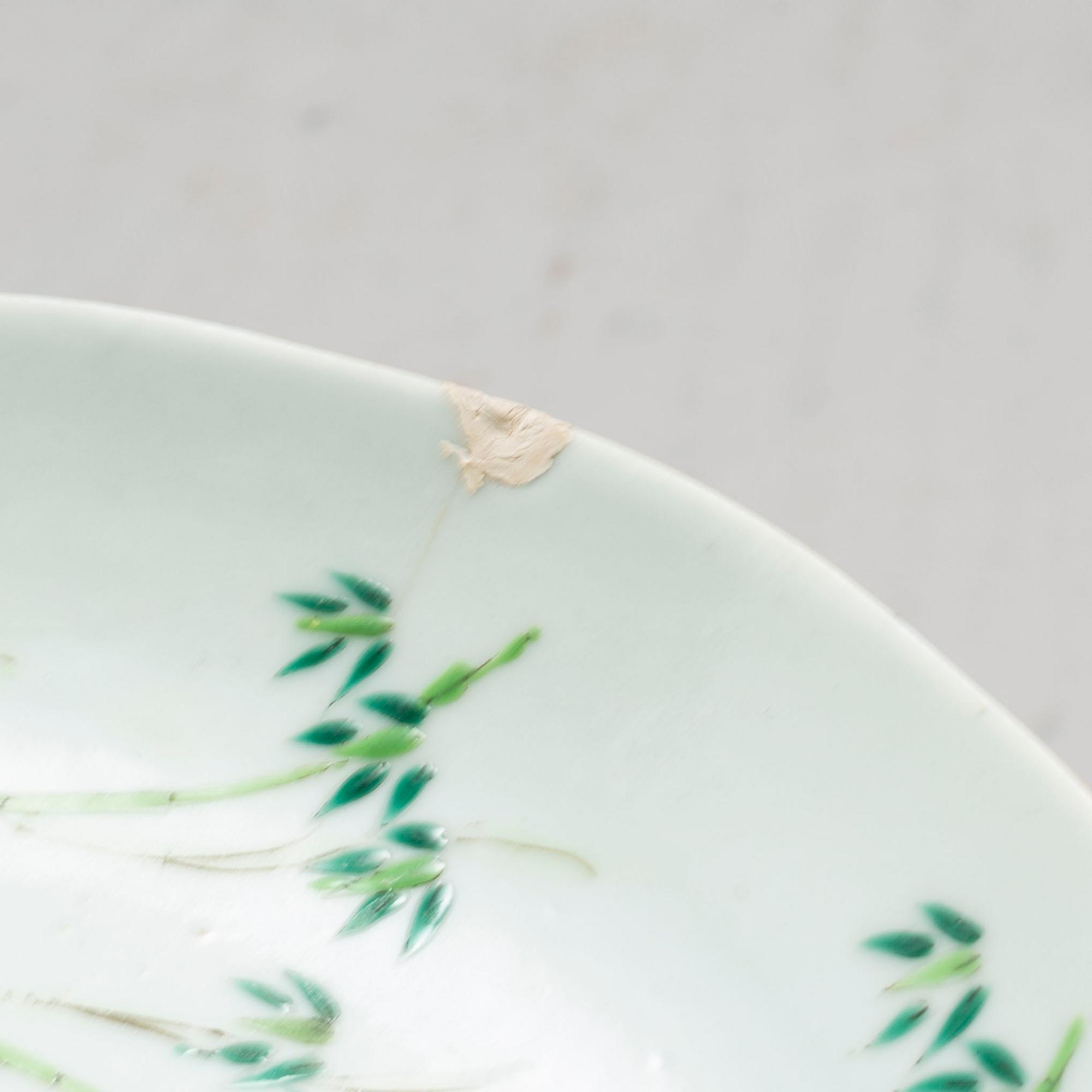 A pair of famille rose plates, late Qing dynasty.